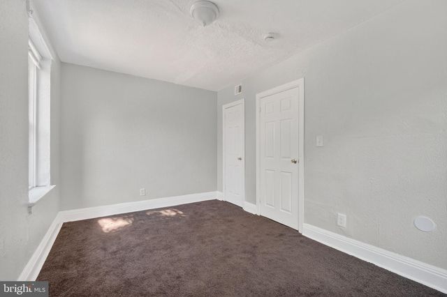 4636 HILLSIDE RD SE, Washington, DC 20019