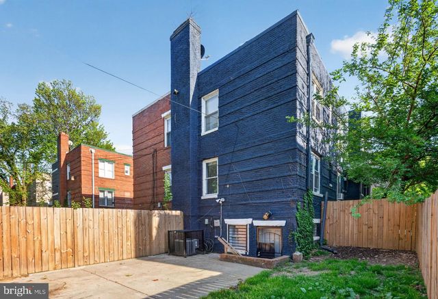 4636 HILLSIDE RD SE, Washington, DC 20019