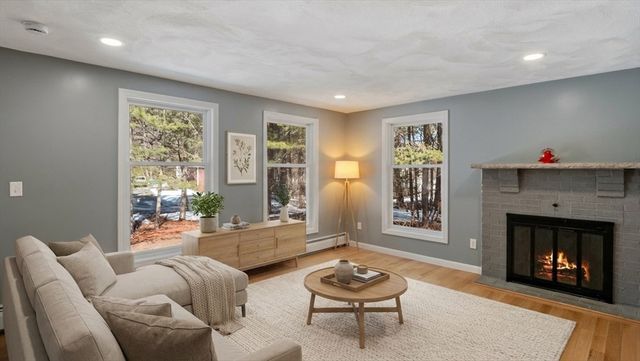 77 Hazen Rd, Shirley, MA 01464