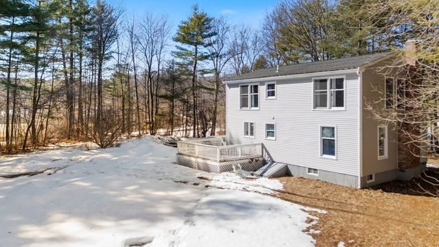 77 Hazen Rd, Shirley, MA 01464