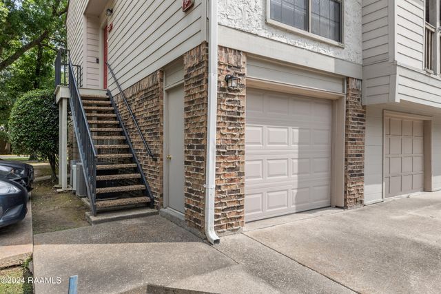 1304 E Bayou Parkway 1a, Lafayette, LA 70508