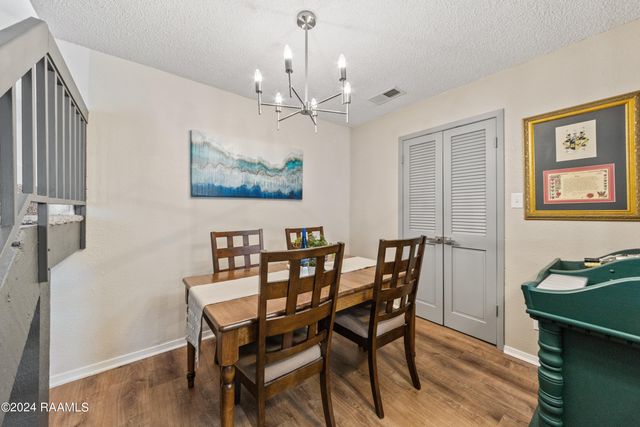 1304 E Bayou Parkway 1a, Lafayette, LA 70508