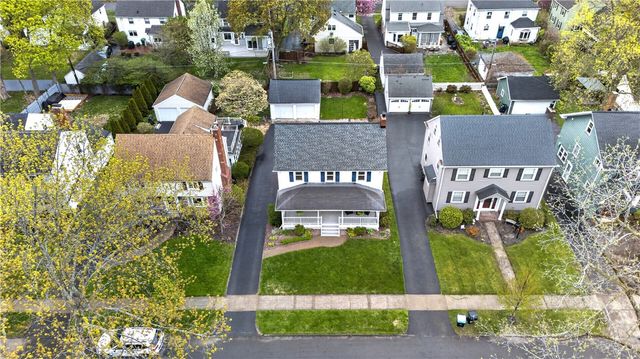 24 Westbourne Road, Irondequoit, NY 14617