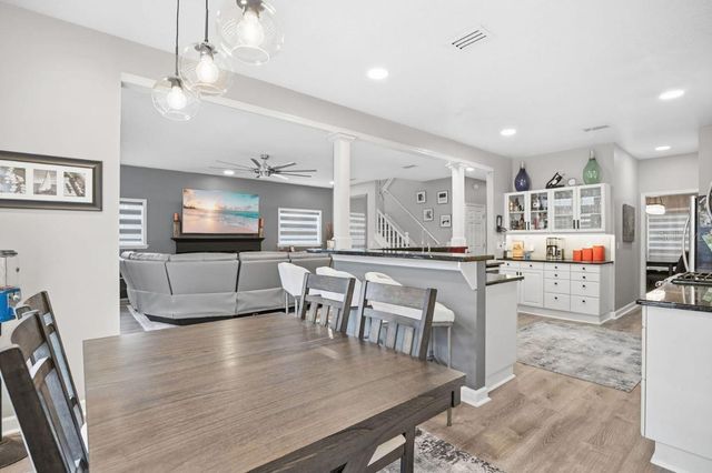 111 KENNISON, Orlando, FL 32801