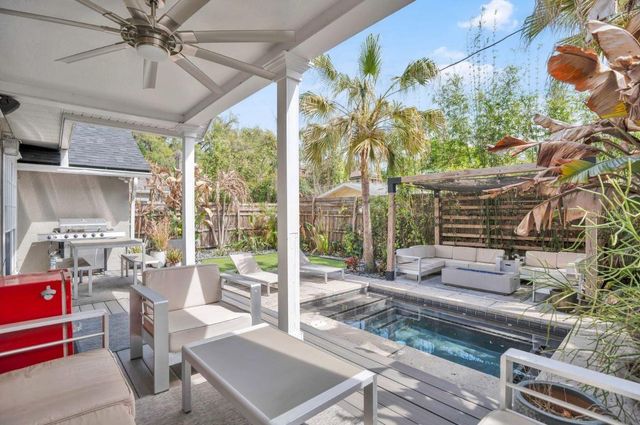 111 KENNISON, Orlando, FL 32801