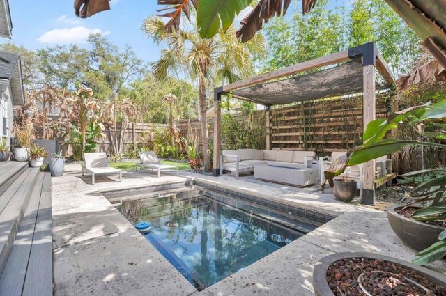 111 KENNISON, Orlando, FL 32801