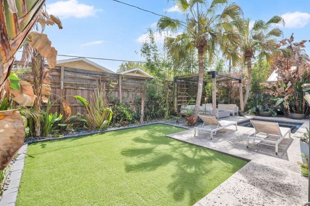 111 KENNISON, Orlando, FL 32801