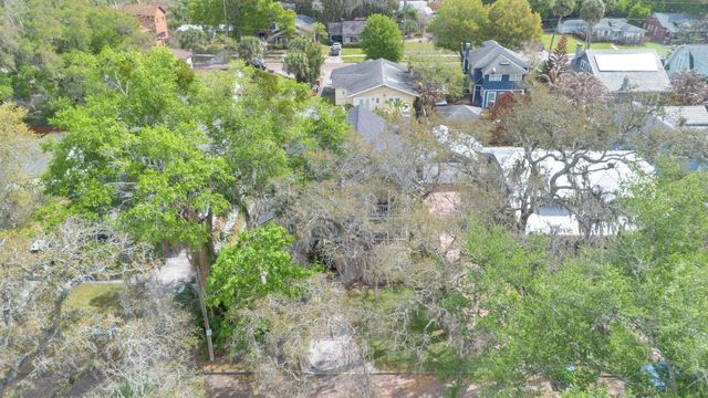 111 KENNISON, Orlando, FL 32801