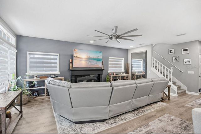 111 KENNISON, Orlando, FL 32801