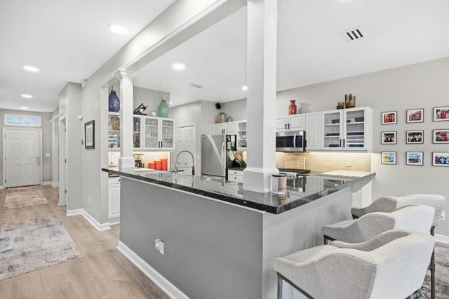 111 KENNISON, Orlando, FL 32801