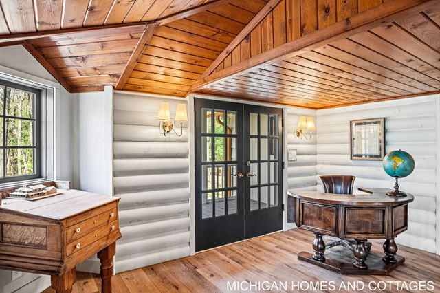 4303 132nd Avenue, Heath Twp, MI 49419