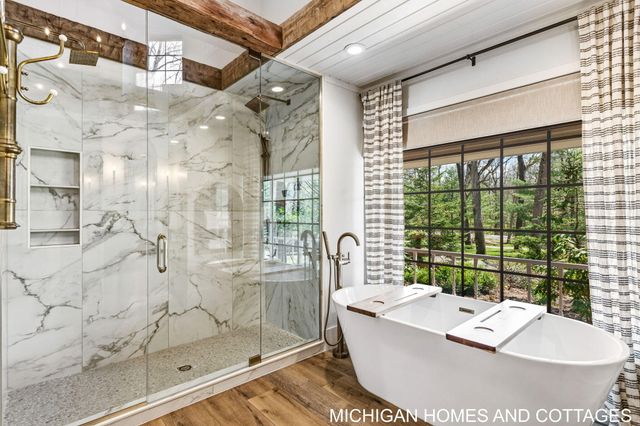 4303 132nd Avenue, Heath Twp, MI 49419