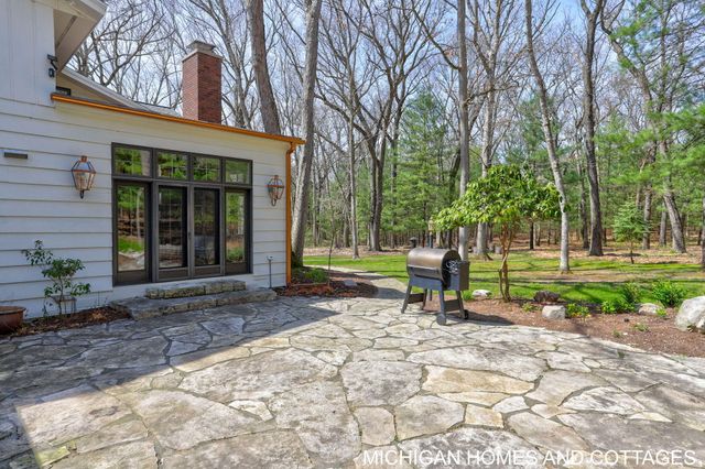 4303 132nd Avenue, Heath Twp, MI 49419