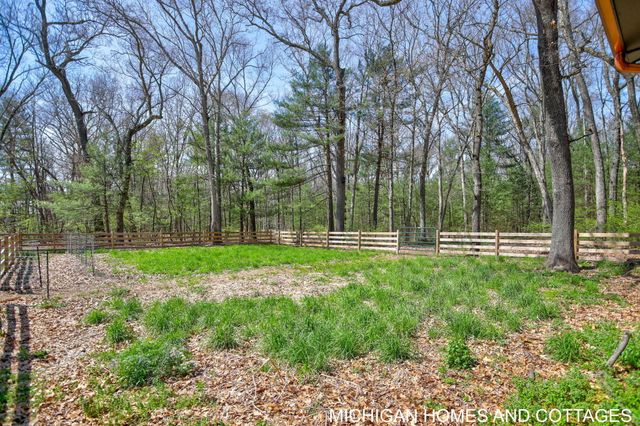 4303 132nd Avenue, Heath Twp, MI 49419