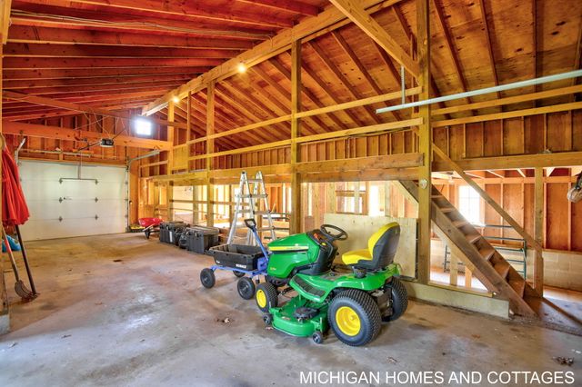 4303 132nd Avenue, Heath Twp, MI 49419