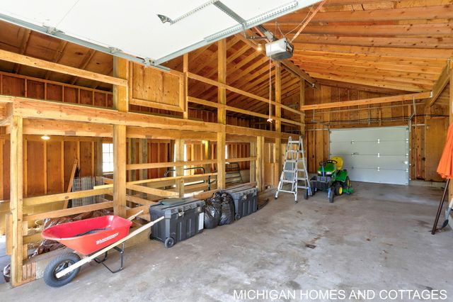 4303 132nd Avenue, Heath Twp, MI 49419