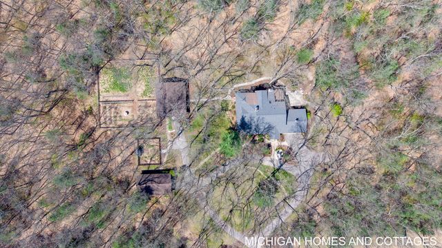 4303 132nd Avenue, Heath Twp, MI 49419