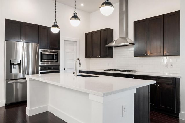 1303 Azie Morton RD 6, Austin, TX 78704