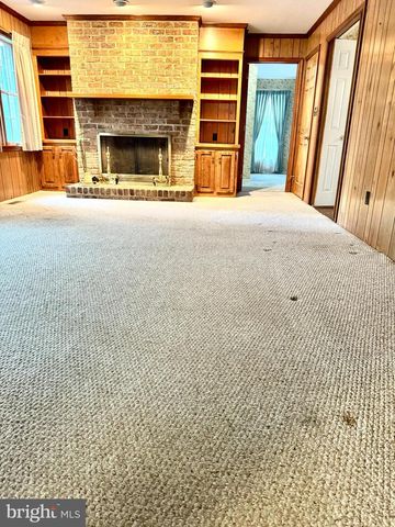 5485 SAINT ANDREWS DR, Salisbury, MD 21801