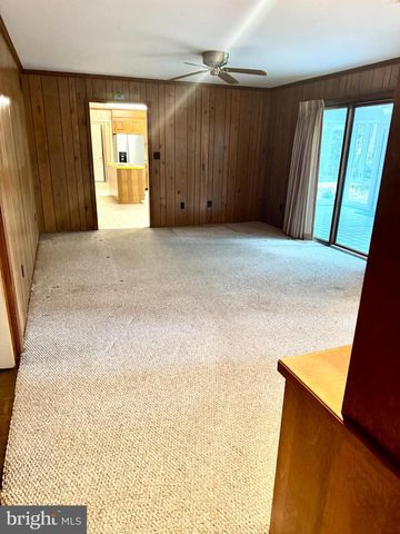 5485 SAINT ANDREWS DR, Salisbury, MD 21801