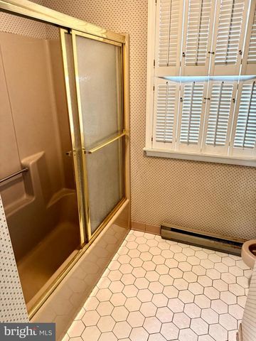 5485 SAINT ANDREWS DR, Salisbury, MD 21801