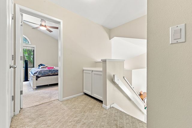 129 29th Court, West Des Moines, IA 50265