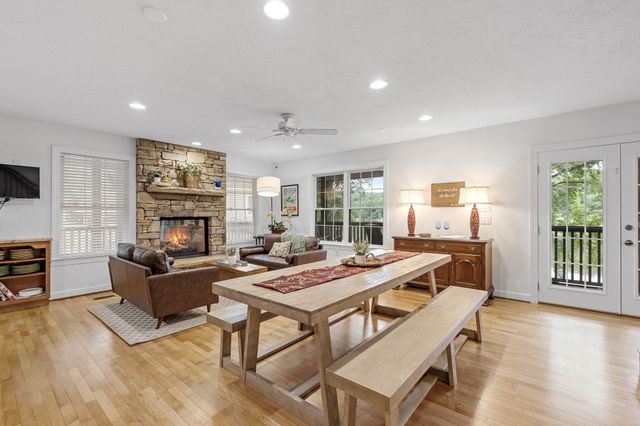 1214 E Lakeshore Drive, Landrum, SC 29356