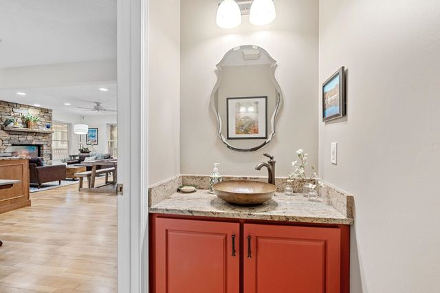 1214 E Lakeshore Drive, Landrum, SC 29356