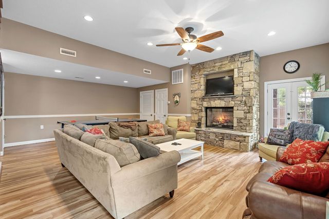 1214 E Lakeshore Drive, Landrum, SC 29356