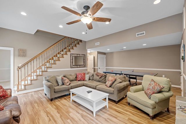 1214 E Lakeshore Drive, Landrum, SC 29356