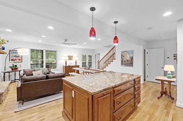 1214 E Lakeshore Drive, Landrum, SC 29356