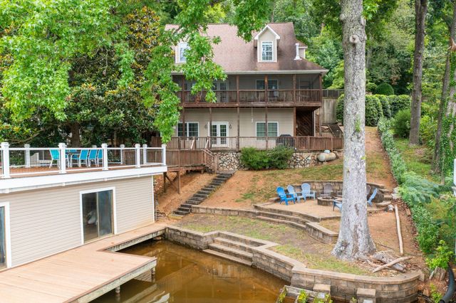 1214 E Lakeshore Drive, Landrum, SC 29356