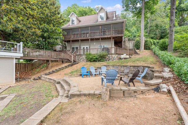 1214 E Lakeshore Drive, Landrum, SC 29356