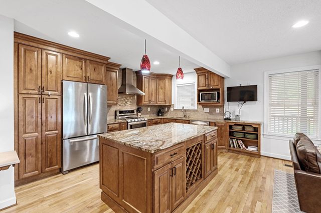 1214 E Lakeshore Drive, Landrum, SC 29356