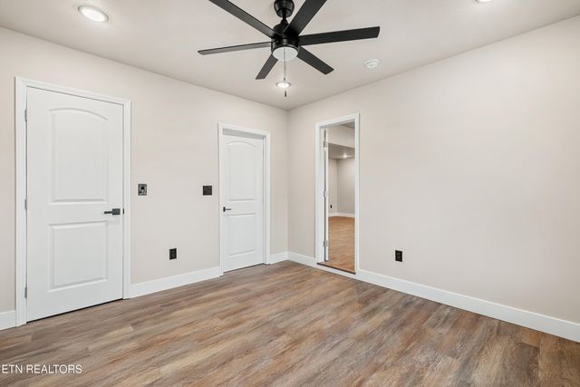 3935 Wrights Ferry Rd Rd, Louisville, TN 37777