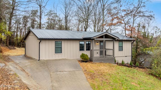 3935 Wrights Ferry Rd Rd, Louisville, TN 37777