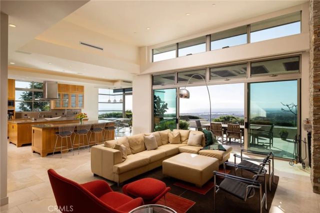 9 Jade, Corona Del Mar, CA 92625