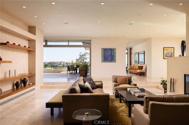 9 Jade, Corona Del Mar, CA 92625