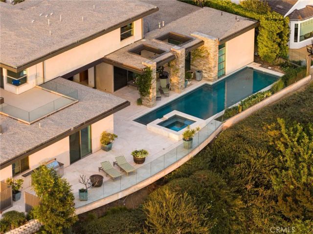 9 Jade, Corona Del Mar, CA 92625