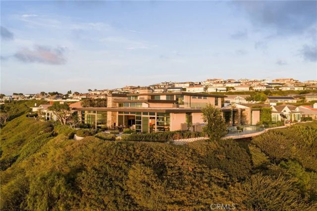 9 Jade, Corona Del Mar, CA 92625