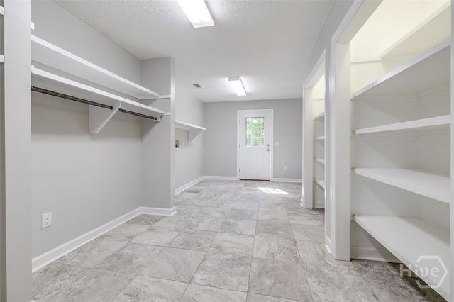 4414 Blue Jay Road, Guyton, GA 31312