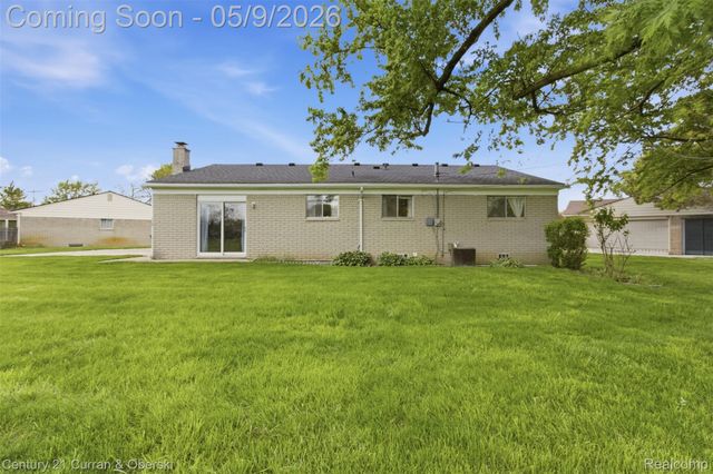 23293 W Le Bost Drive, Novi, MI 48375