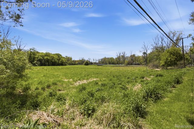 23293 W Le Bost Drive, Novi, MI 48375