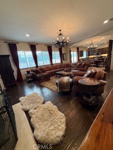 15519 Syracuse, Fontana, CA 92336