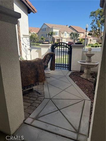 15519 Syracuse, Fontana, CA 92336