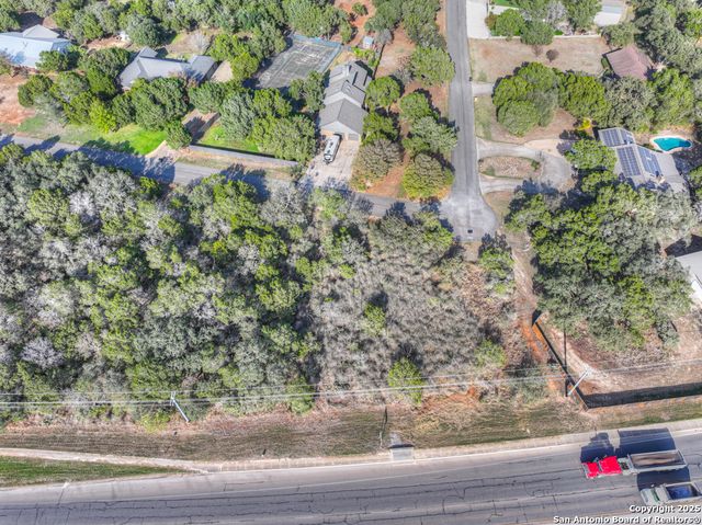 2415 Woodlane, New Braunfels, TX 78132