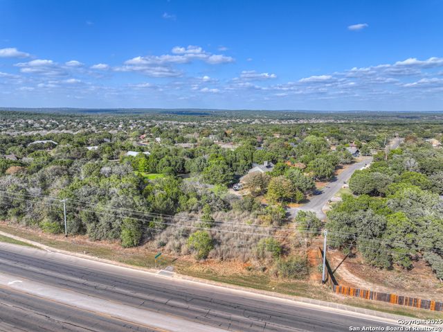 2415 Woodlane, New Braunfels, TX 78132