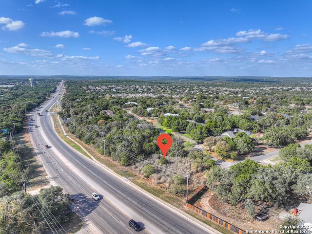 2415 Woodlane, New Braunfels, TX 78132