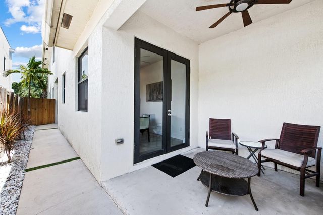 1136 NE 2nd Avenue, Fort Lauderdale, FL 33304