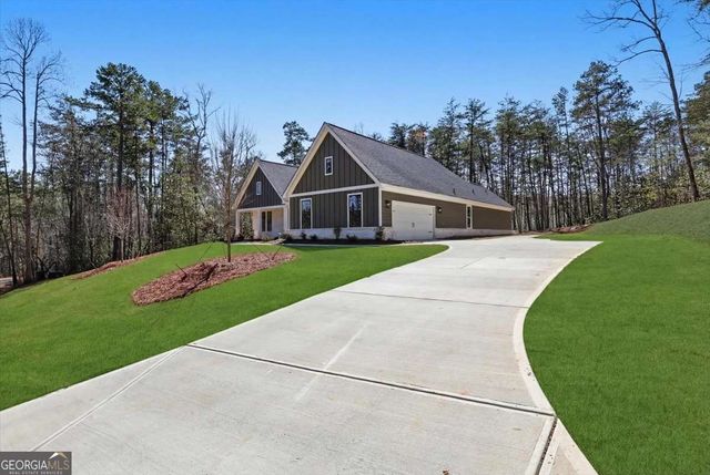 125 Scarlett Pippin Drive, Clarkesville, GA 30523